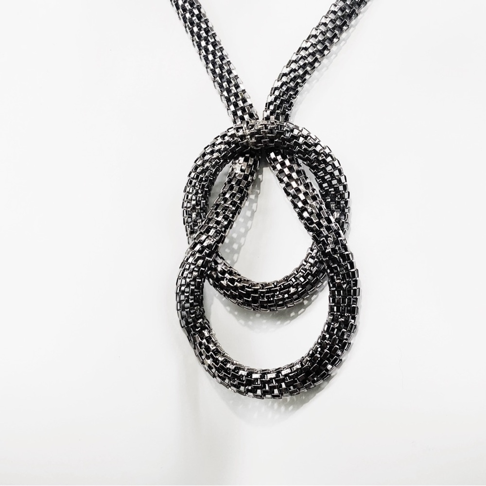 Metal Mesh Knot Necklace